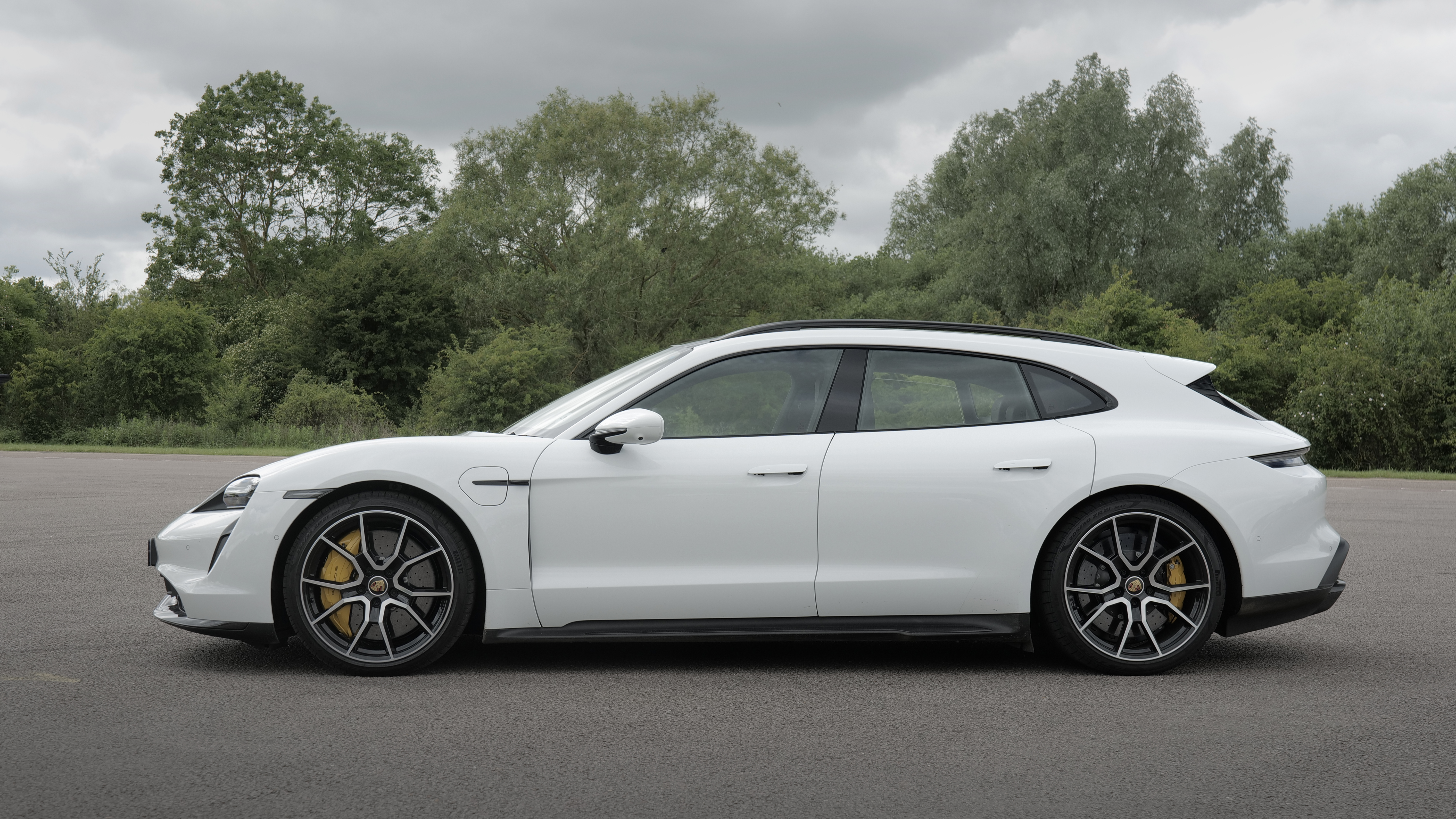 PORSCHE TAYCAN SALOON 320kW 105kWh 4dr RWD Auto [5 Seat] [Revised]